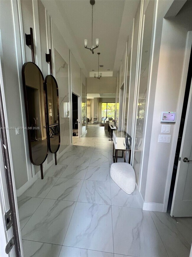 Building Photo - 8533 Ganton Dr