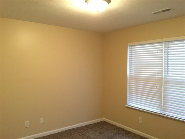 Building Photo - 1832 Silver Cloud Ln
