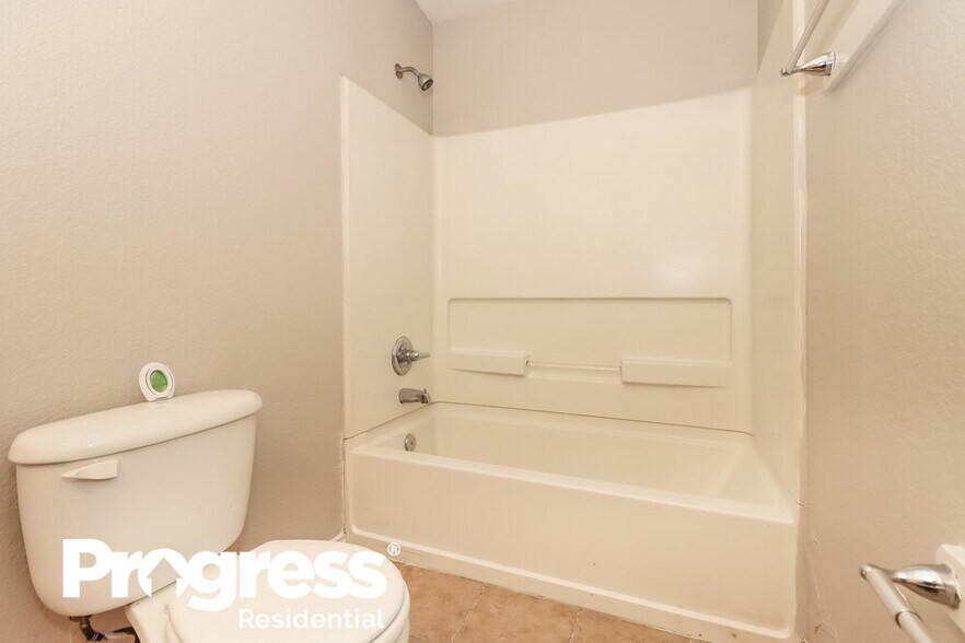 Building Photo - 12418 Sterlingstone Dr