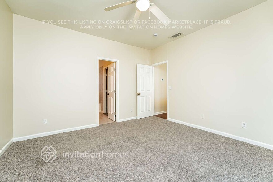 Building Photo - 1410 Chelsea Downs Ln NE