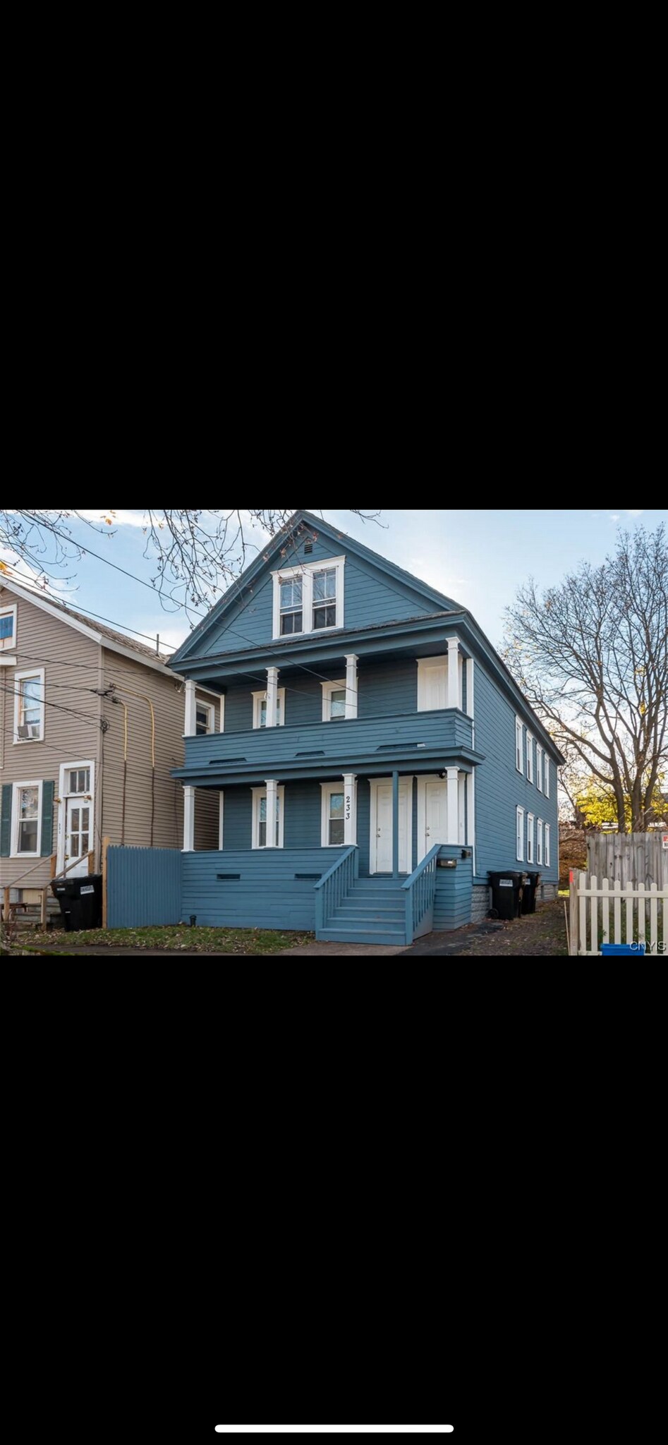 Building Photo - 233 Lakeview Ave