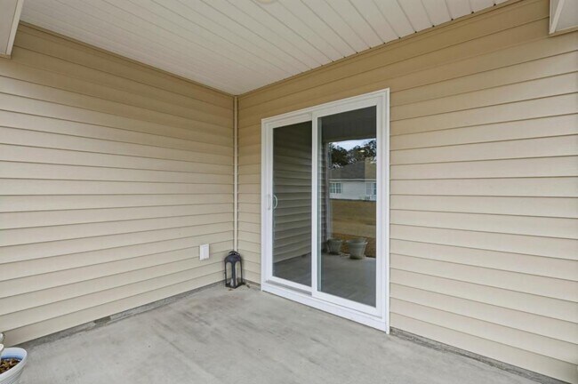 Building Photo - 4516 East Coast Ln