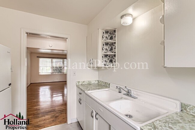 Building Photo - 5th 224-232 -Reside with me LLC