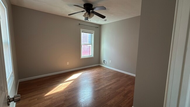 Building Photo - 12010 Paul Ave