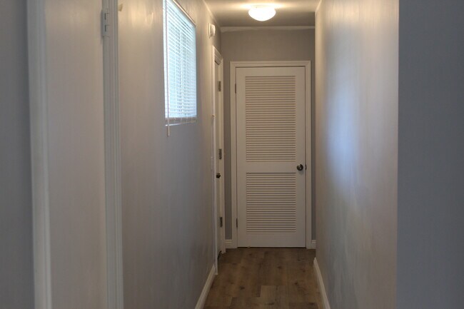 Building Photo - 2429 Ocean Ave