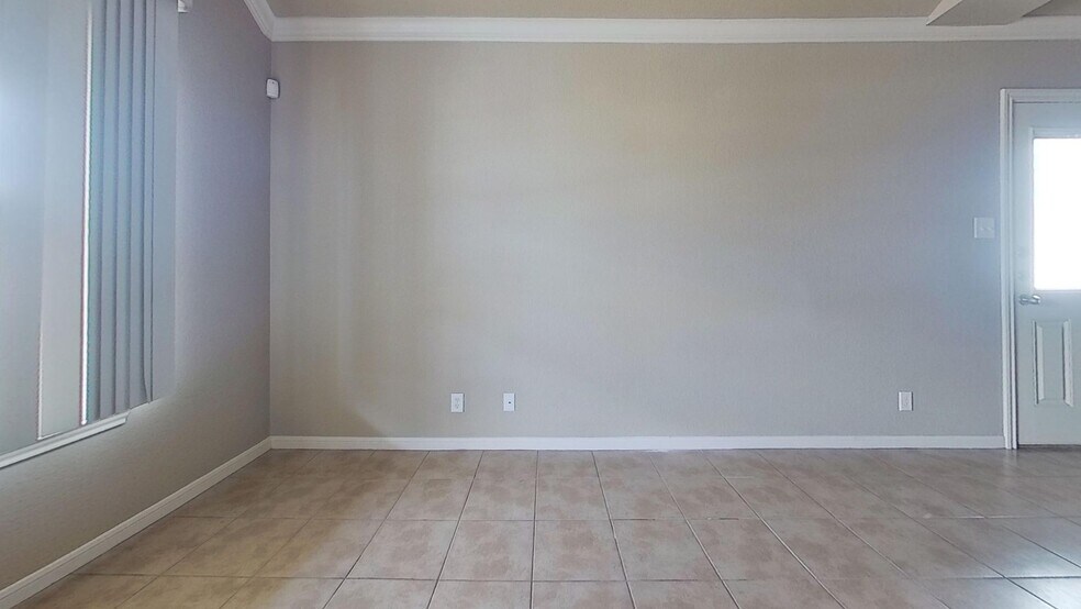 Building Photo - 1306 Powder River Dr