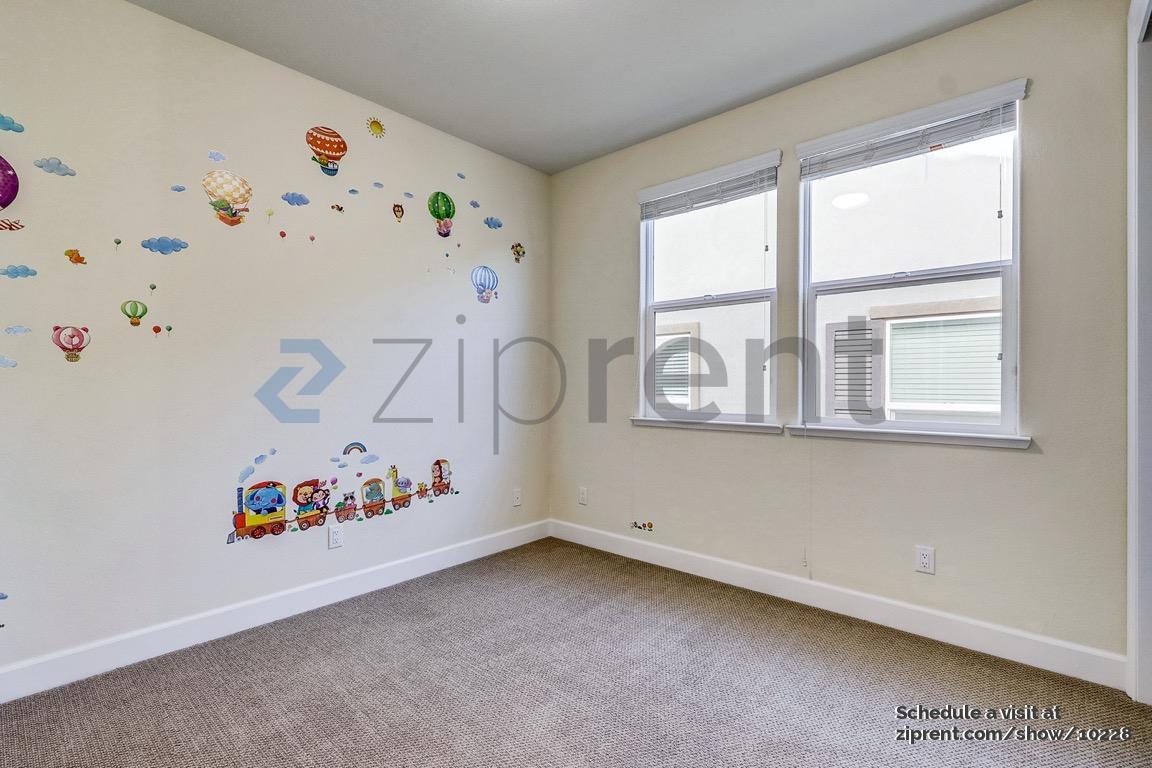 Building Photo - 941 Bracken Ct