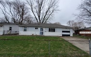Building Photo - 2809 W 18th St
