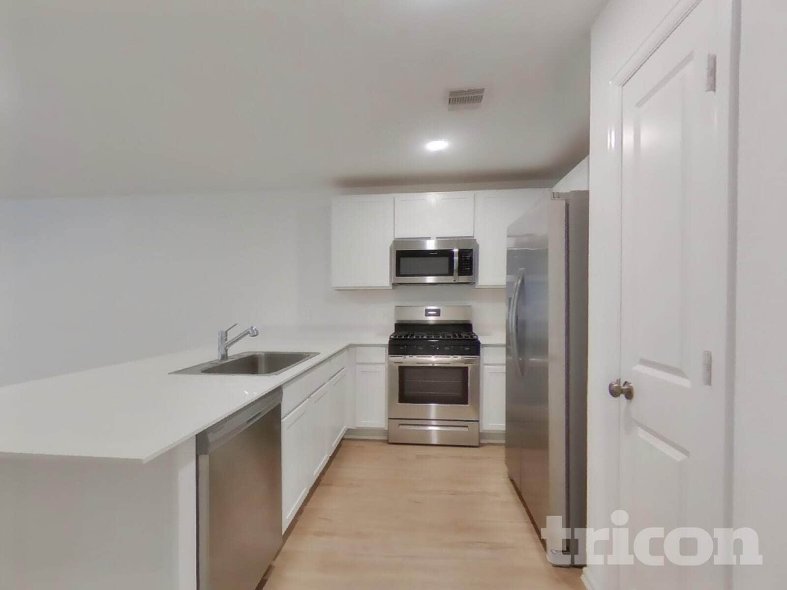 Building Photo - 3214 Holly Stokes Wy