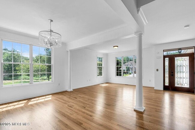 Building Photo - 95 E Parsonage Way