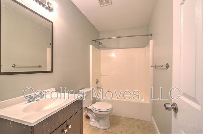 Building Photo - 823 Terrace Creek Dr