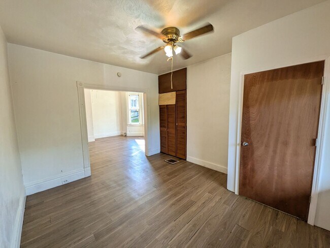 Building Photo - 3620 Grenada St