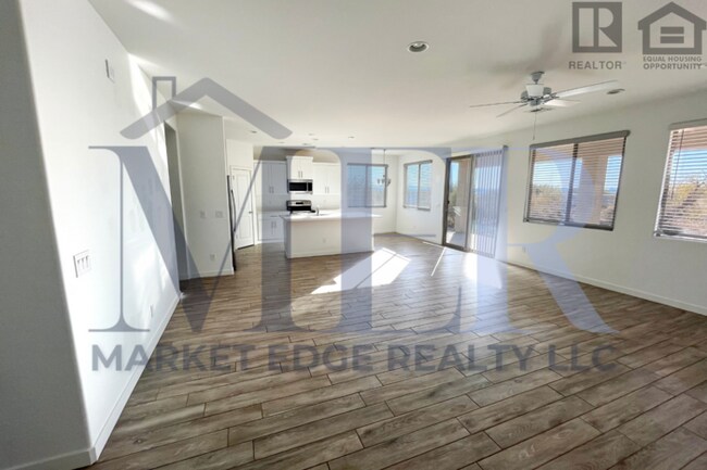 Building Photo - 3Bed/2Bath House in North Scottsdale! $399...