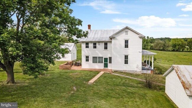 Building Photo - 5452 Middle Rd