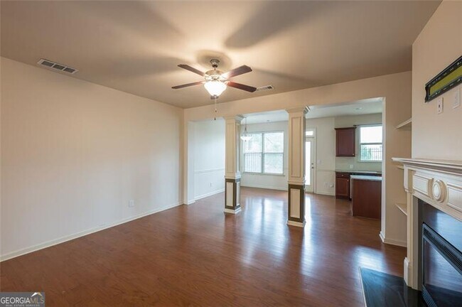 Building Photo - 1555 Creek Bend Ln NW