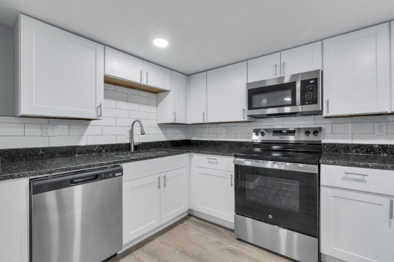 Building Photo - 1427 9th Ave