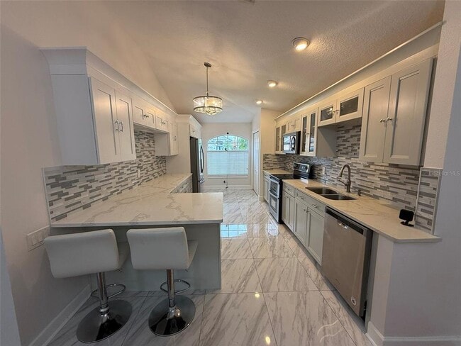 Building Photo - 212 Arbor Woods Cir
