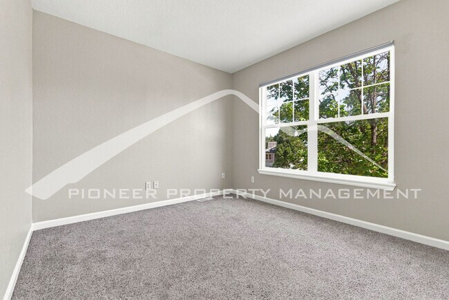 Building Photo - 7978 E Vassar Dr