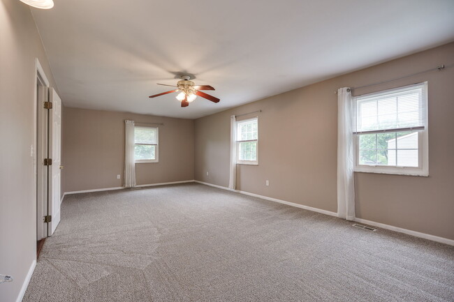 Building Photo - 4024 Quail Bush Dr