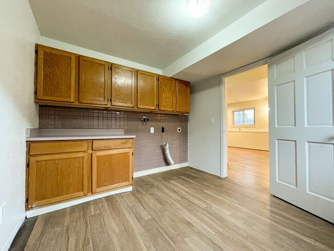 Building Photo - Renovated 3 bedroom 2 bathroom home in quiet Arvada neighborhood!