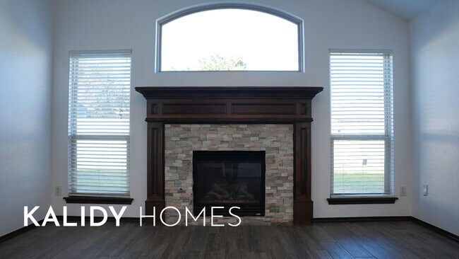 Building Photo - 13049 SW 5th St