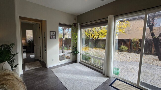 Building Photo - Single Story South Reno Home in Gated Community