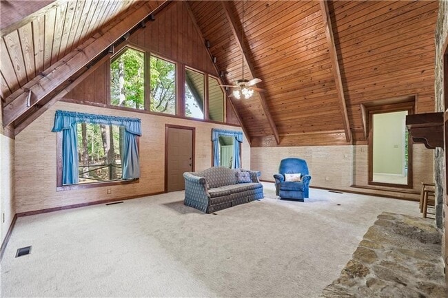 Building Photo - 114 Cherokee Dr S