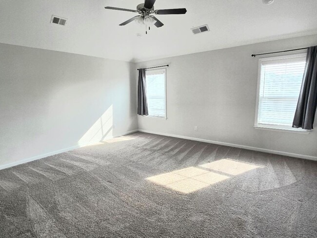 Building Photo - 733 Courtland Ln