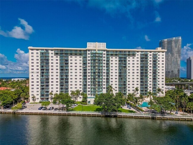 Building Photo - 19390 Collins Ave