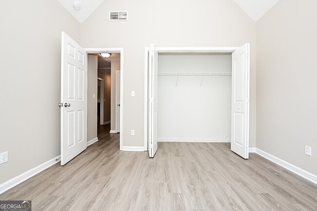 Building Photo - 472 Haven Ridge Dr