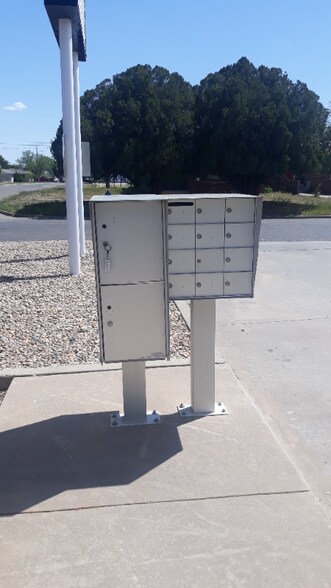 Building Photo - 610 24th St