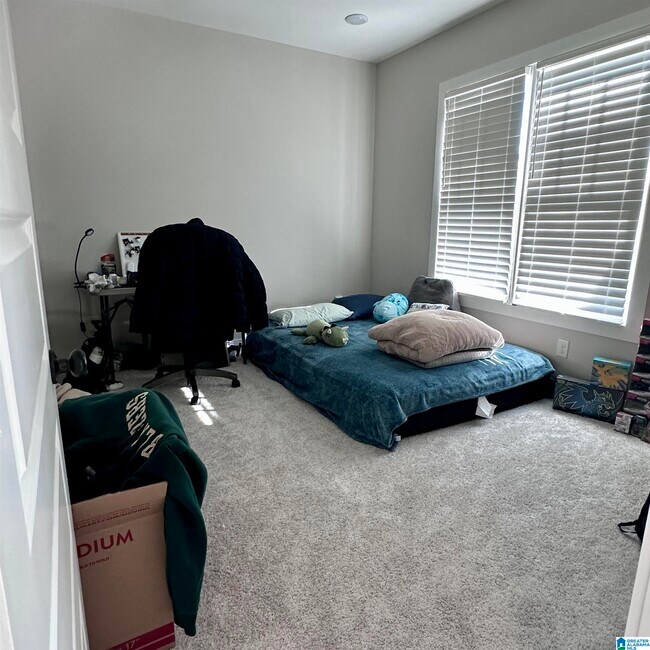 Building Photo - 4740 Arden Wy