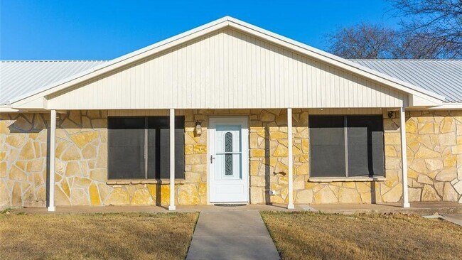 Building Photo - 1203 Thicket Ct