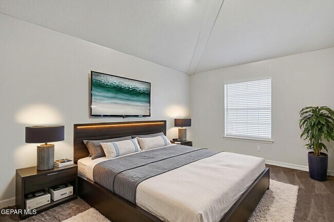 Building Photo - 485 Jeweled Mesa Ct