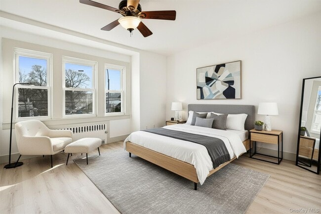 Building Photo - 93-01 71st Ave