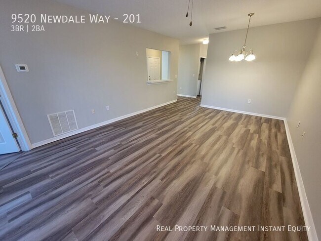 Building Photo - 9520 Newdale Way