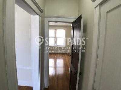 Building Photo - 1 bedroom in Malden MA 02148