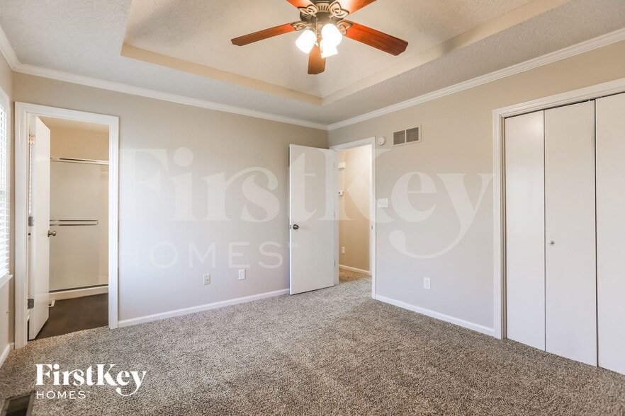 Building Photo - 8684 NE 110th St