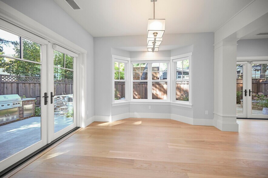 Dinning Area - 1533 Manning Ln