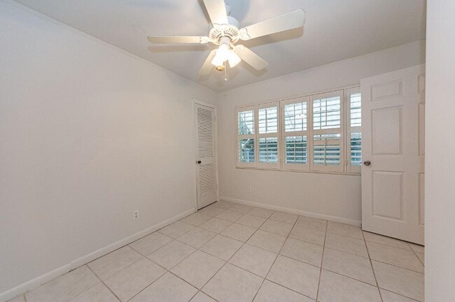 Building Photo - 2075 37th Ave