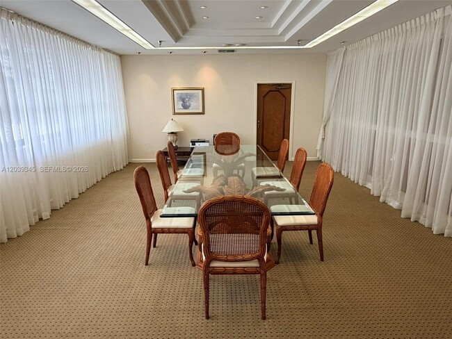 Building Photo - 5757 Collins Ave