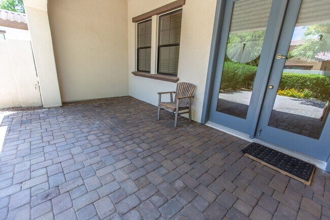 Building Photo - 4700 S Fulton Ranch Blvd