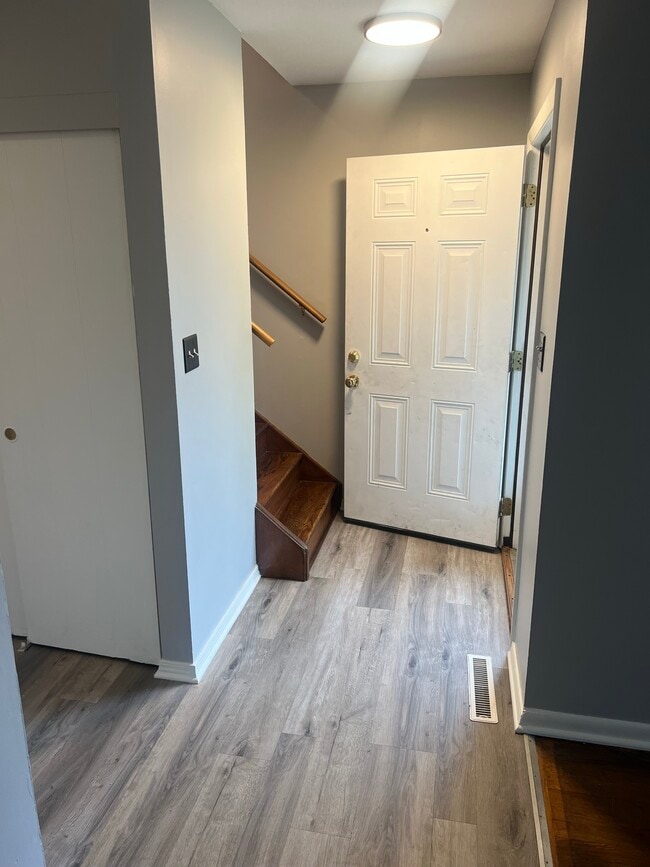 Building Photo - 3733 S Ohio Ave