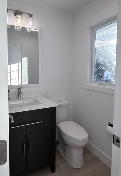 Building Photo - 55 Captain Marsh Dr