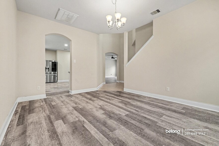 Building Photo - 9997 Knob Hollow Way