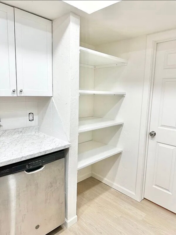 Building Photo - 6611 Lyrewood Ln