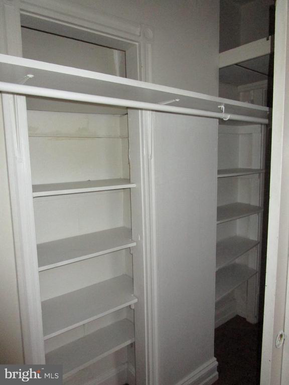 Primary Photo - 818 Wynnewood Rd