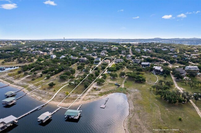 Building Photo - 504 Lakeshore Cir