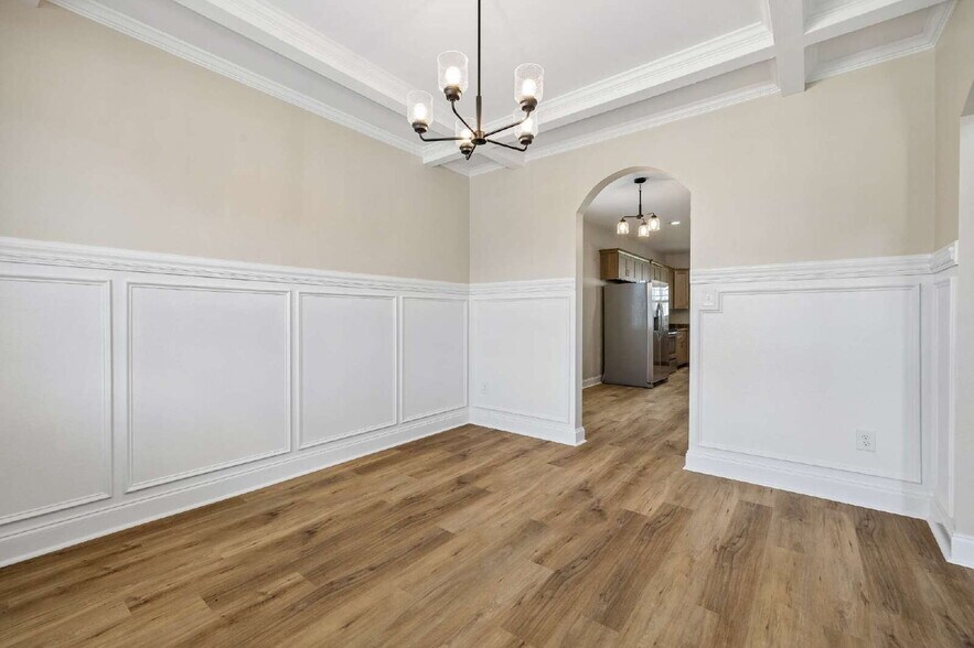 Building Photo - 1240 Winterset Dr