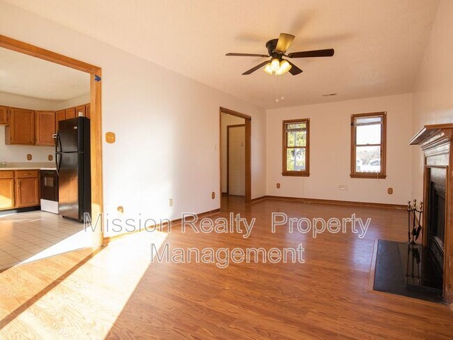 Building Photo - 7412 Pineleaf Dr